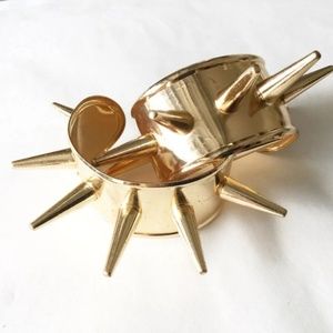 ✔SOLD Harley quinn gold metal spiked cuffs